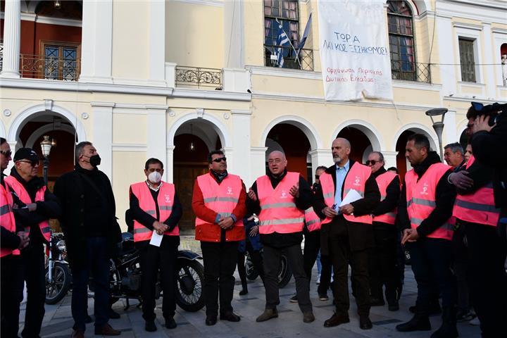 «ΚΑΤΩ ΤΑ ΧΕΡΙΑ ΑΠΟ ΤΑ ΚΟΡΙΤΣΙΑ» Η μοτο-πορεία που θορύβησε συνειδήσεις