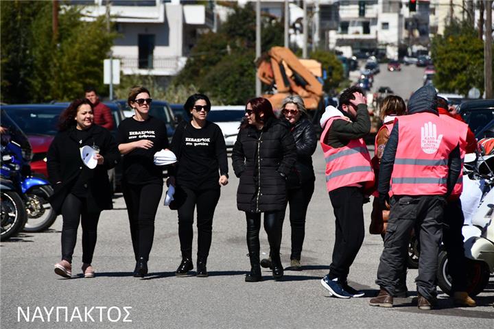 «ΚΑΤΩ ΤΑ ΧΕΡΙΑ ΑΠΟ ΤΑ ΚΟΡΙΤΣΙΑ» Η μοτο-πορεία που θορύβησε συνειδήσεις