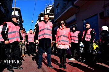 ΑΓΡΙΝΙΟ - ΚΑΤΩ ΤΑ ΧΕΡΙΑ ΑΠΟ ΤΑ ΚΟΡΙΤΣΙΑ